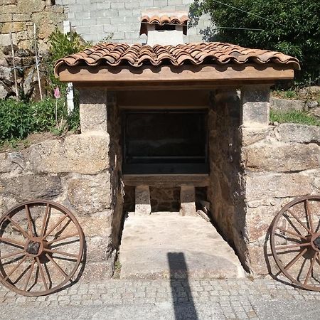 Albergue Do Xures Habitacion Compartida Mixta 8 Plazas Maus de Salas エクステリア 写真