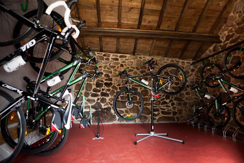 Albergue Do Xures Habitacion Compartida Mixta 8 Plazas Maus de Salas エクステリア 写真